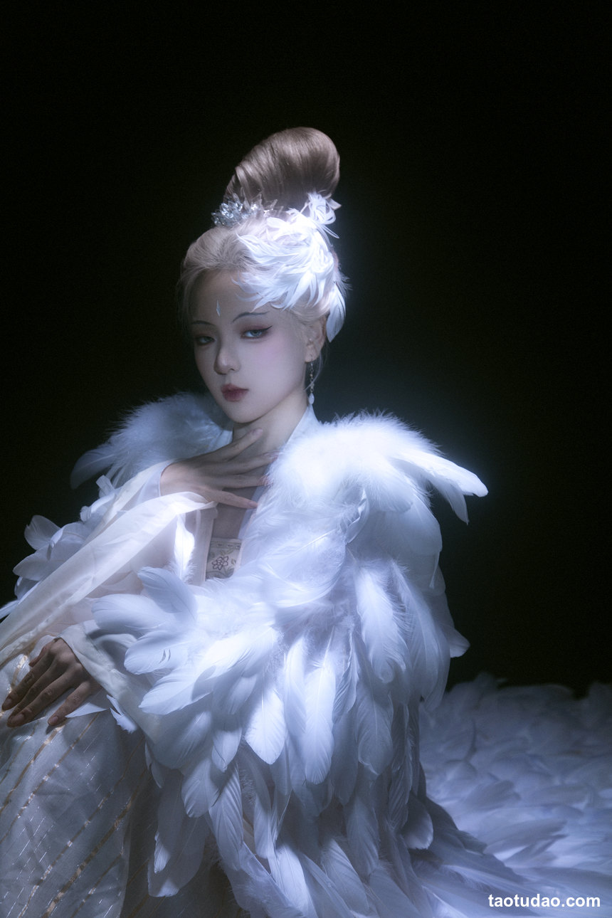 图片[2]-[YITUYU艺图语]2023.01.01 神女无梦 可乙瘦[22+1P／370MB]-艺库