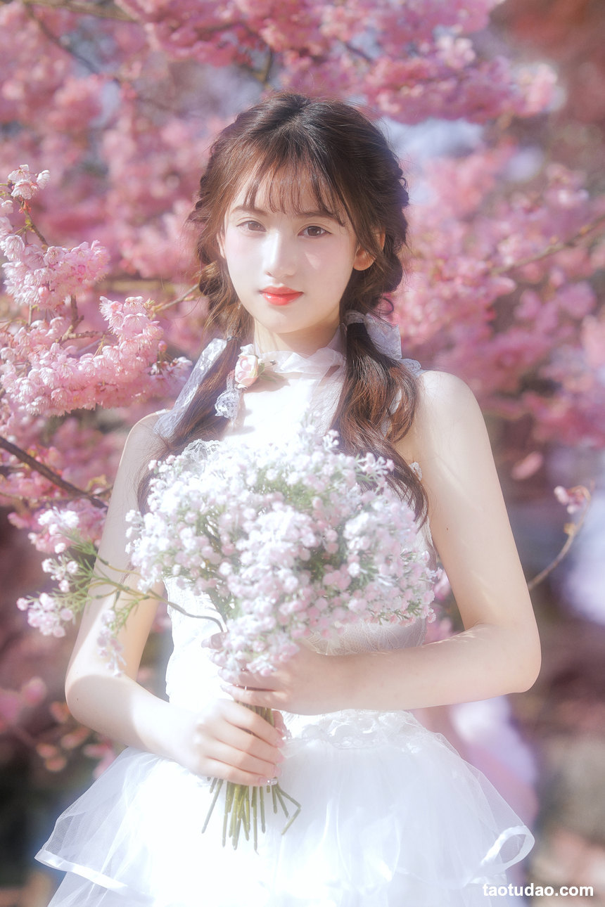 图片[4]-[YITUYU艺图语]2022.03.28 樱花限定 怡子yiii[20+1P／301MB]-艺库