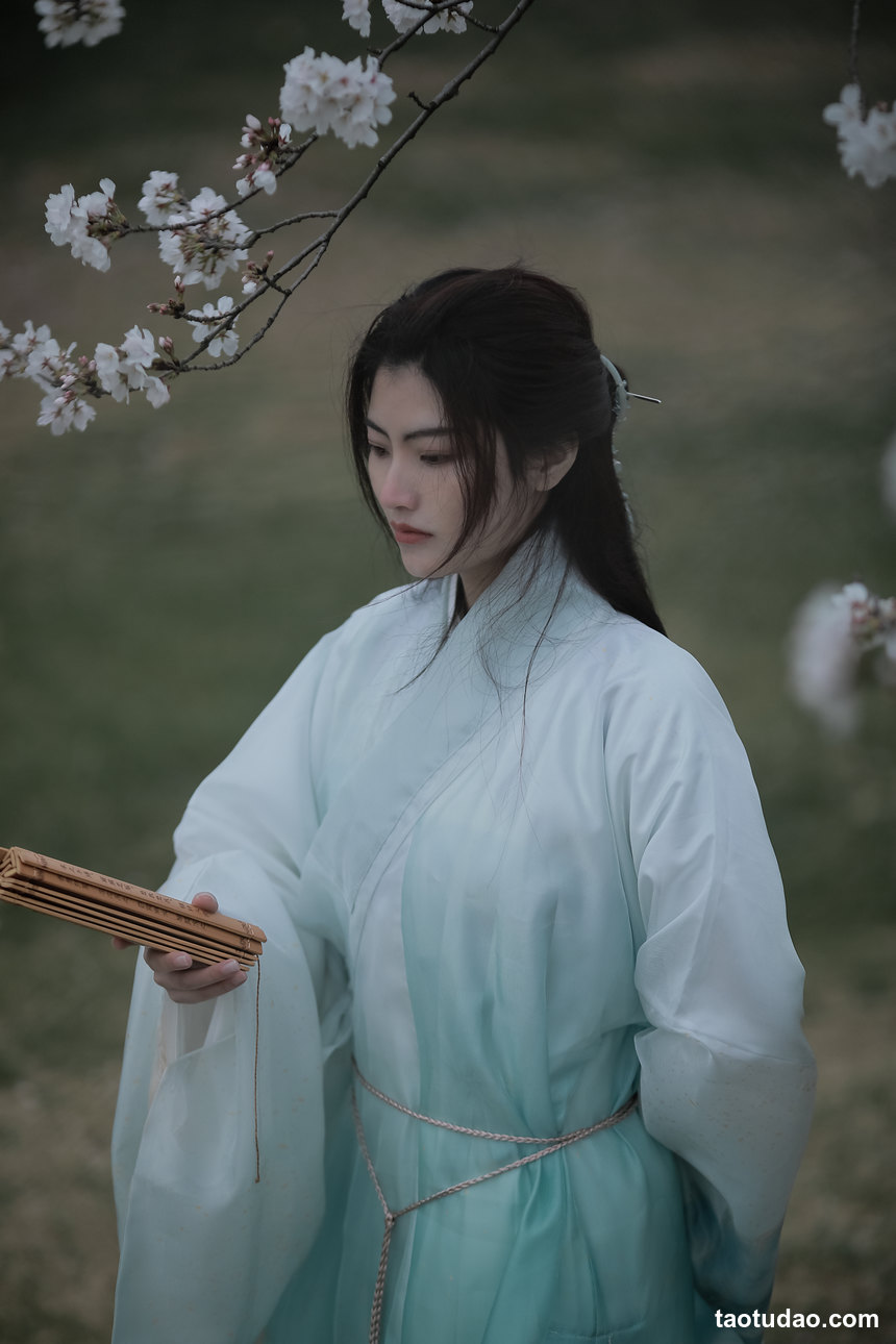 图片[4]-[YITUYU艺图语]2022.04.28 思无邪 大橘[21+1P／278MB]-艺库