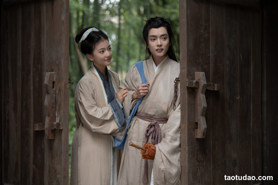 图片[2]-[YITUYU艺图语]2023.04.22 还乡 杰桑桑桑_&若若yuu [25+1P／435MB]-艺库