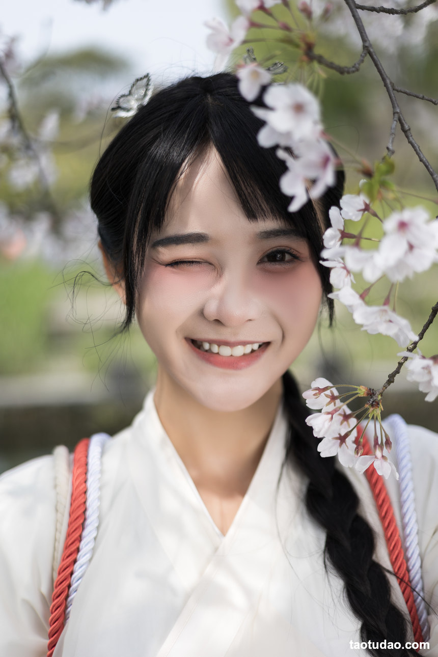 图片[3]-[YITUYU艺图语]2022.06.11 四月如你 杨馥羽[39+1P／433MB]-艺库