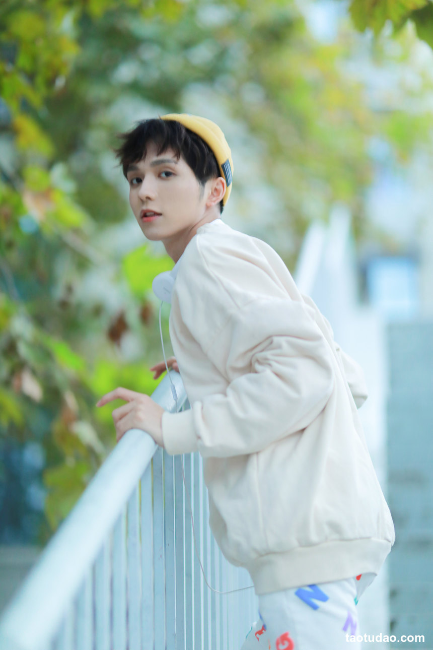 图片[4]-[YITUYU艺图语]2022.07.28 小小少年  _也比大熊_[21+1P／247MB]-艺库