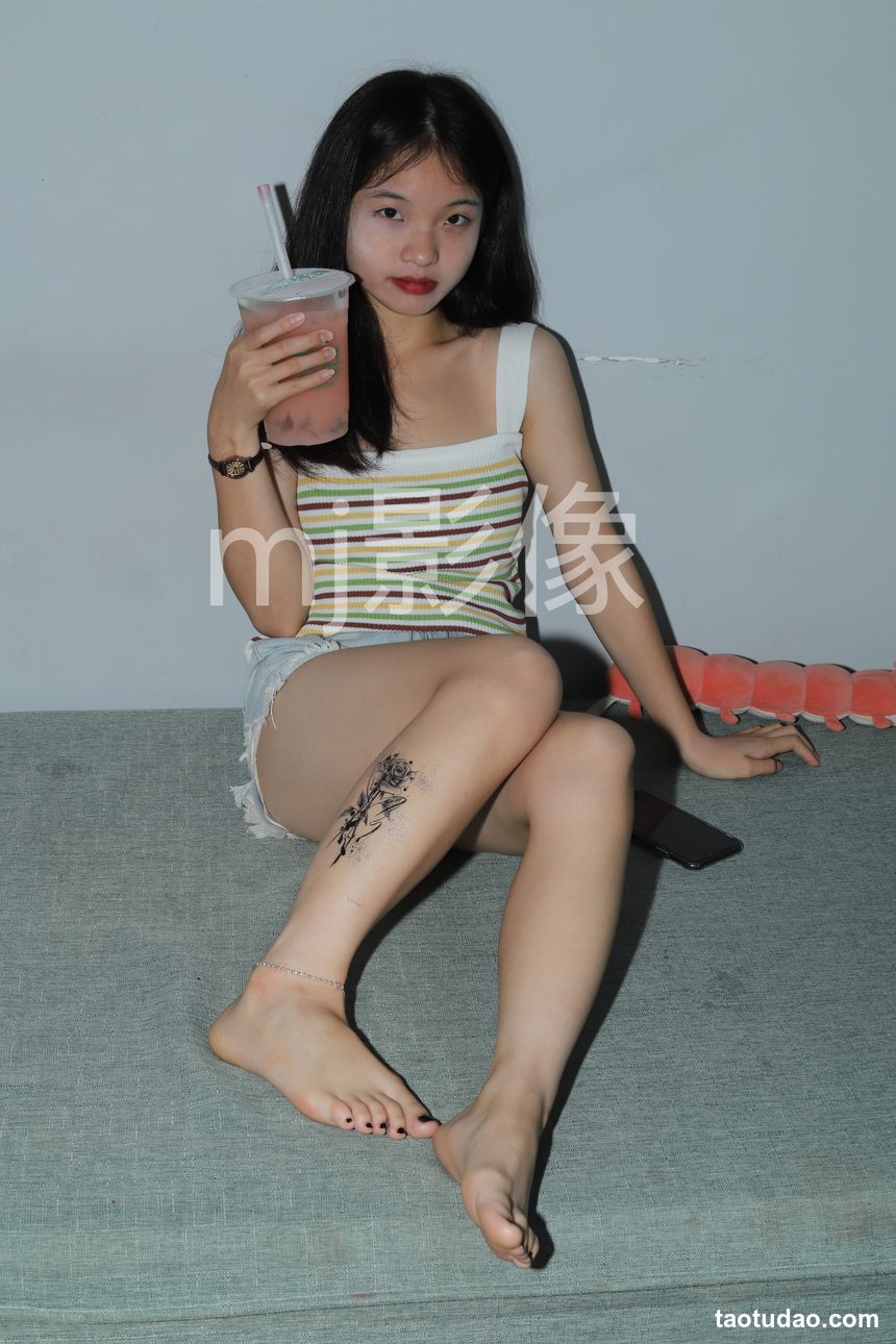 图片[3]-Pary摄影 NO.144 开学季，诗诗献上36码小嫩脚[96P／743MB]-艺库