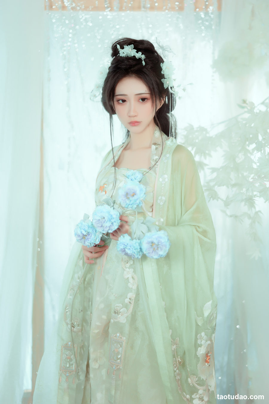 图片[2]-[YITUYU艺图语]2023.02.28 孤 阿万[41+1P／226MB]-艺库