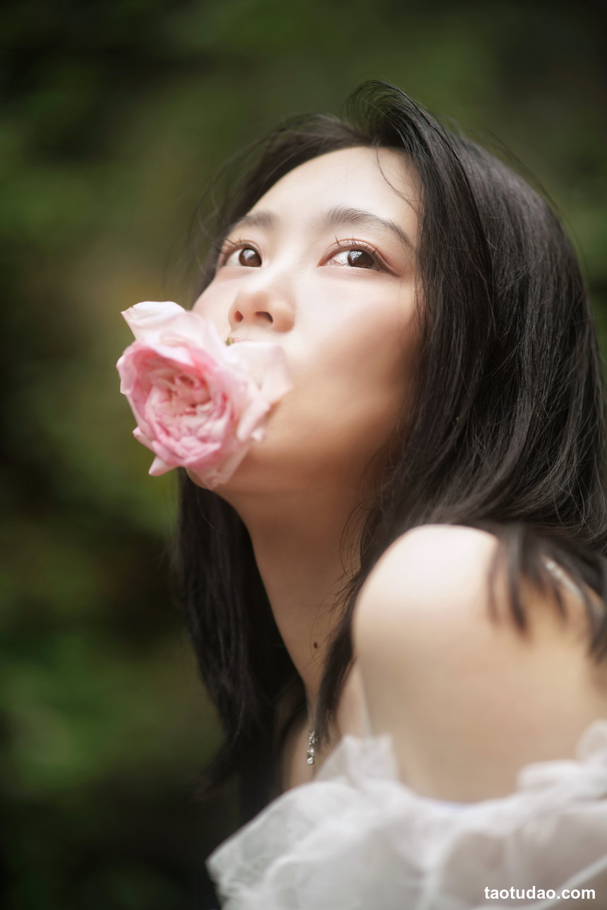 图片[2]-[YITUYU艺图语]2022.12.15 流淌的柔情 小桃[21+1P／267MB]-艺库