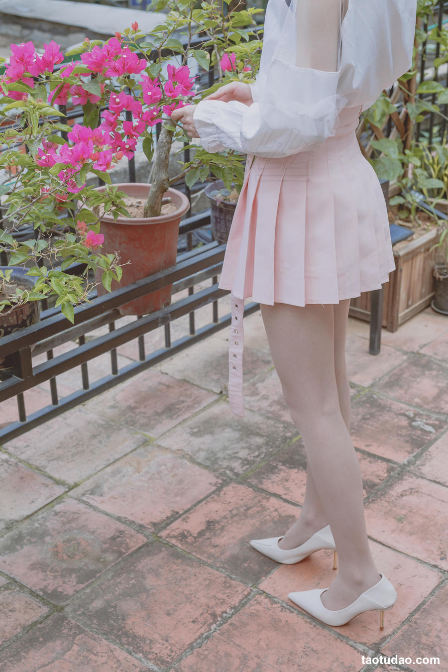 图片[2]-[尤蜜丝]穿搭写真 NO.001[69P／58MB]-艺库