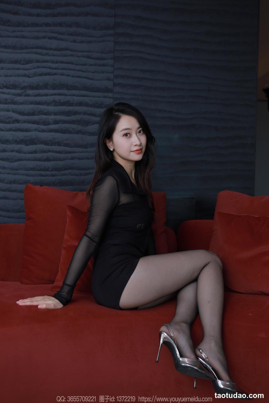 图片[3]-[IESS异思趣向] 2024.04.08 丝享家 1710 小婕《红色沙发（上）》[89P-65.3M]-艺库