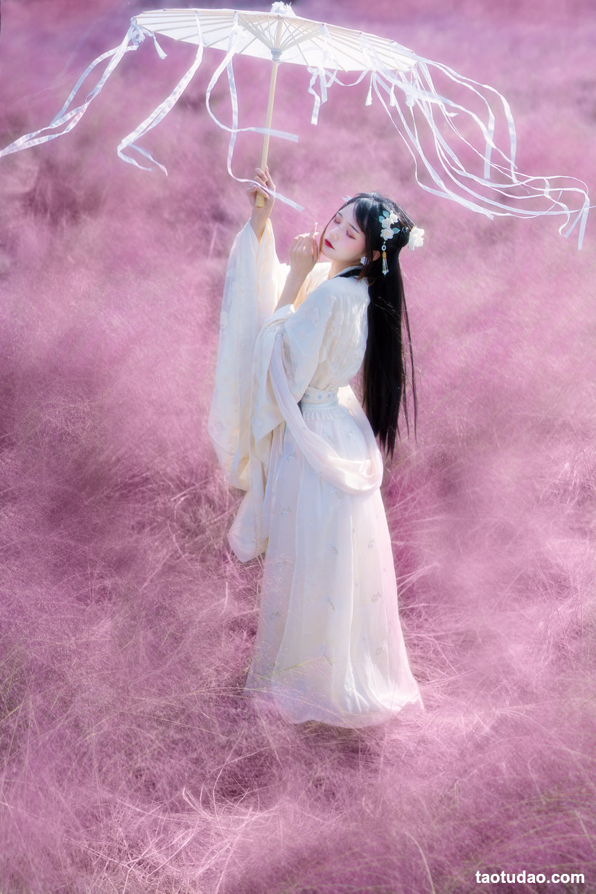 图片[4]-[YITUYU艺图语]2022.06.27 地肤花开 兔子Zzz不吃胡萝卜[34+1P／322MB]-艺库