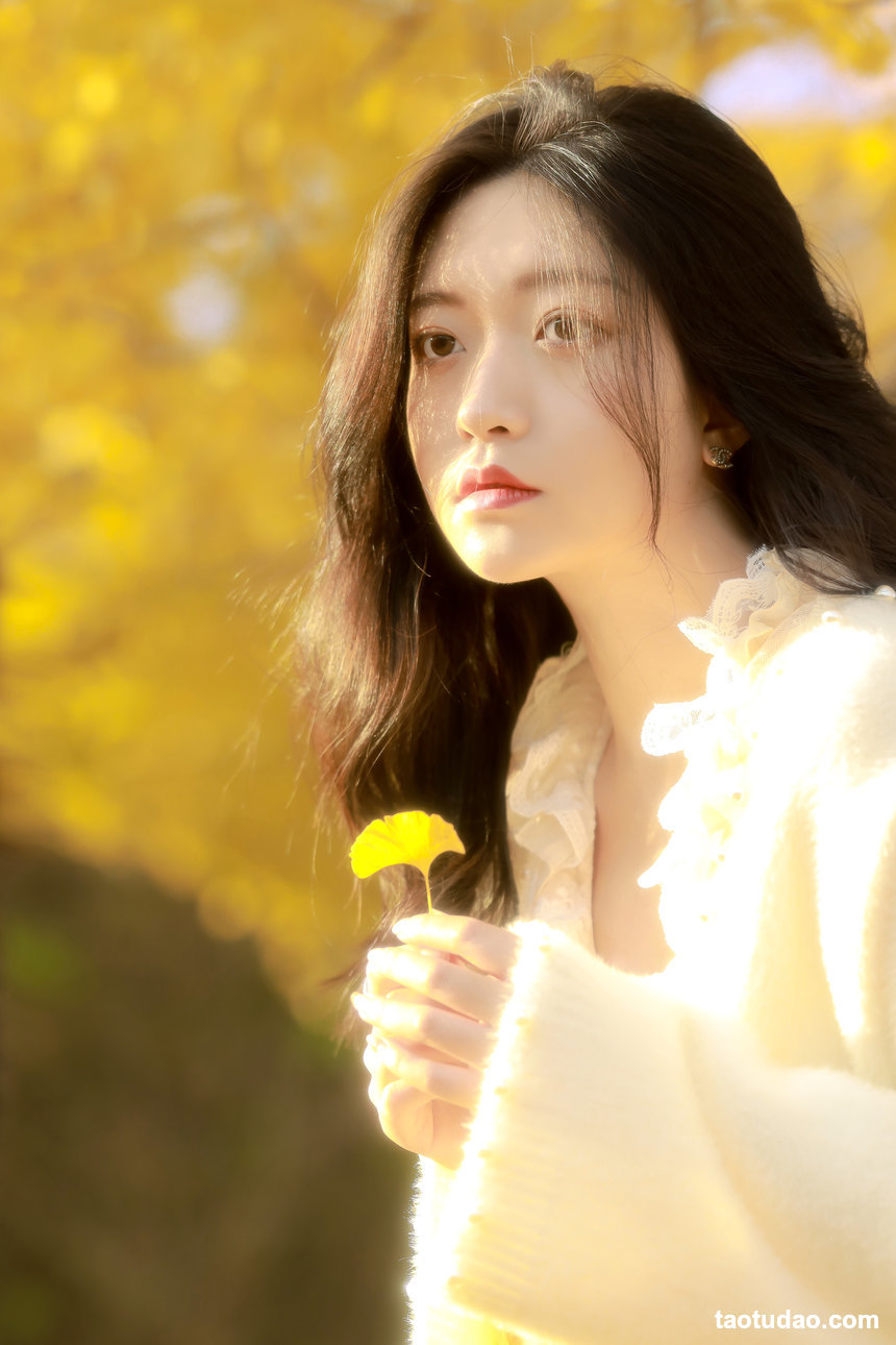 图片[3]-[YITUYU艺图语]2022.05.16 秋末一瞥 林林[19+1P／113MB]-艺库