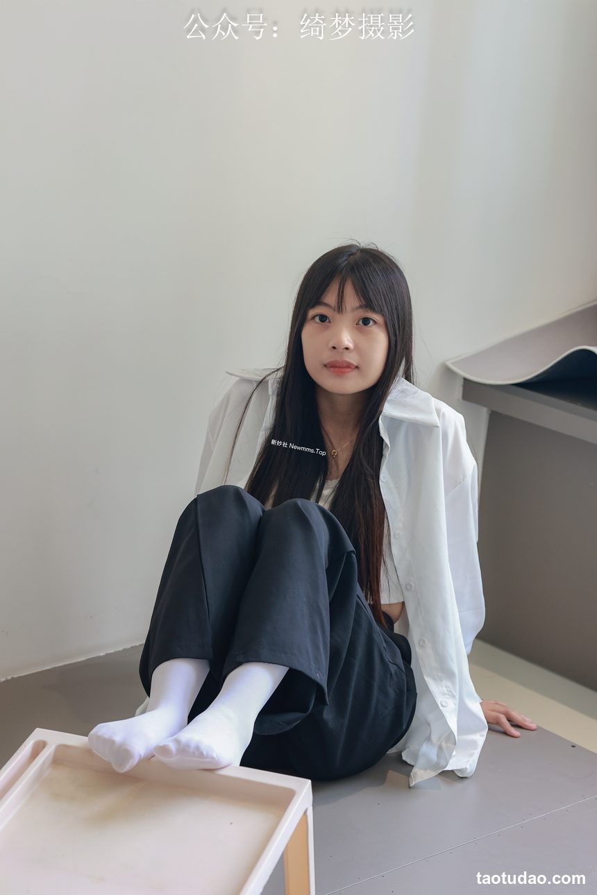 图片[4]-[绮梦摄影] 2024.09.19 NO.027 团子 珍藏无修无水印版 [68P-1.1G]-艺库