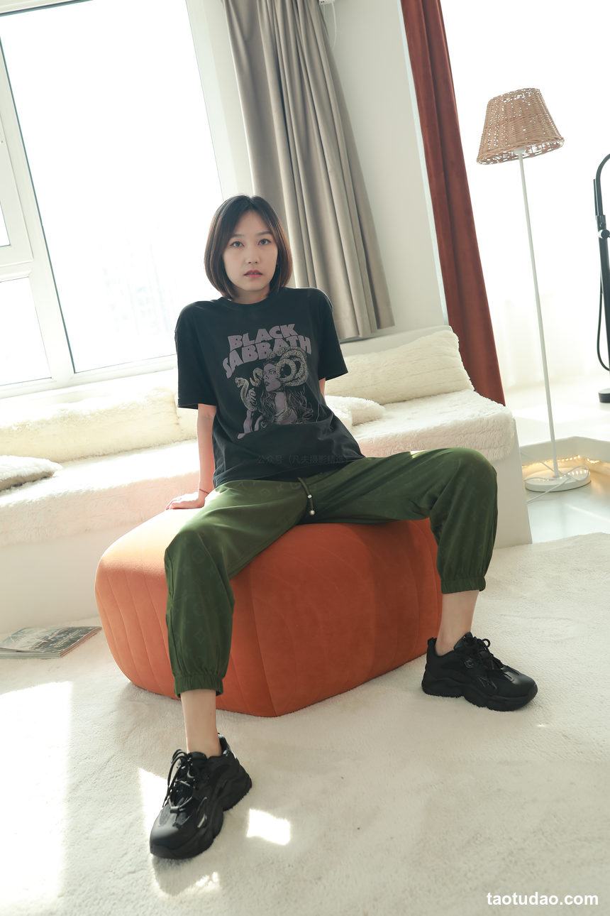 图片[2]-凡夫摄影 NO.0001 – 子轩板鞋船袜裸足[297P+1V／4.75GB]-艺库