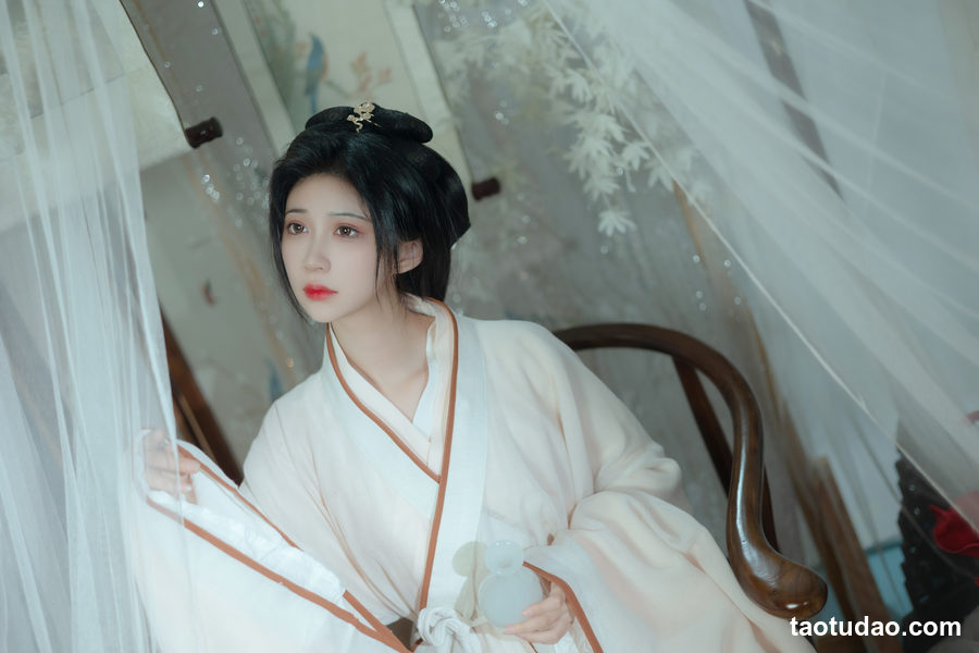 图片[2]-[YITUYU艺图语]2023.04.30 彼时 绮罗生的小苏苏[24+1P／234MB]-艺库