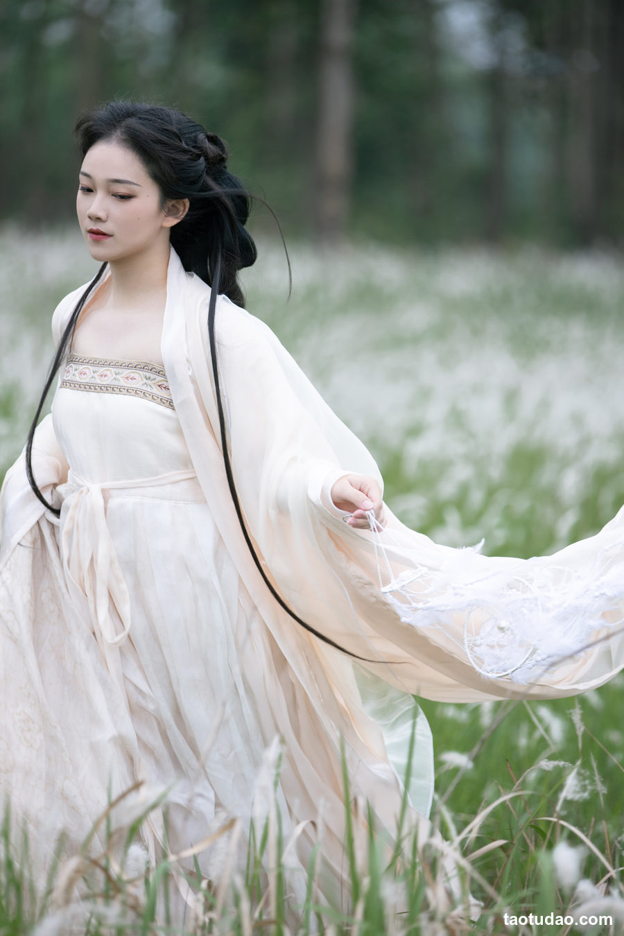 图片[4]-[YITUYU艺图语]2023.05.04 遇见春 秋哒哒–[31+1P／330MB]-艺库