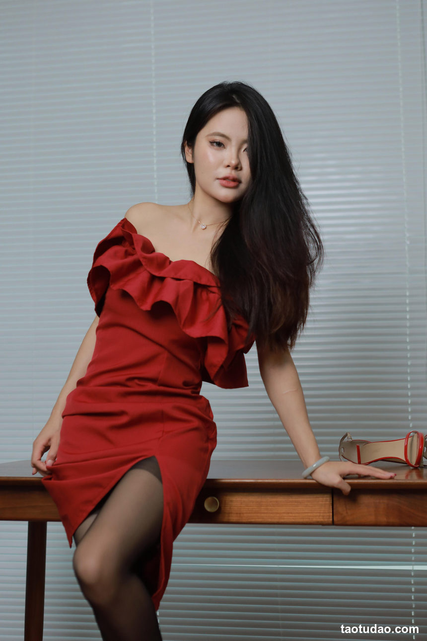 图片[3]-[IESS异思趣向] 2024.06.30 丝享家 1781 兔兔《红衣嘿丝》[87P-185MB]-艺库