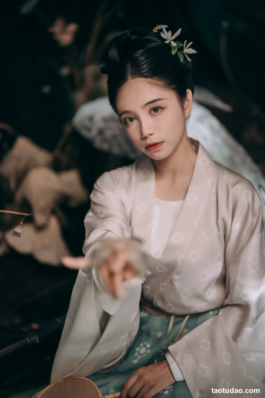 图片[3]-[YITUYU艺图语]2022.10.11 行香子 贰加六[31+1P／138MB]-艺库