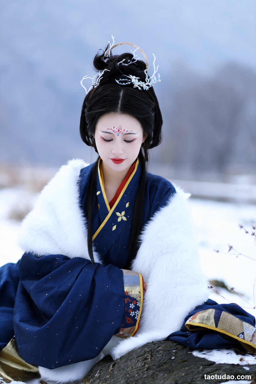 图片[3]-[YITUYU艺图语]2022.06.05 雪山山神 青霜鹅[21+1P／302MB]-艺库