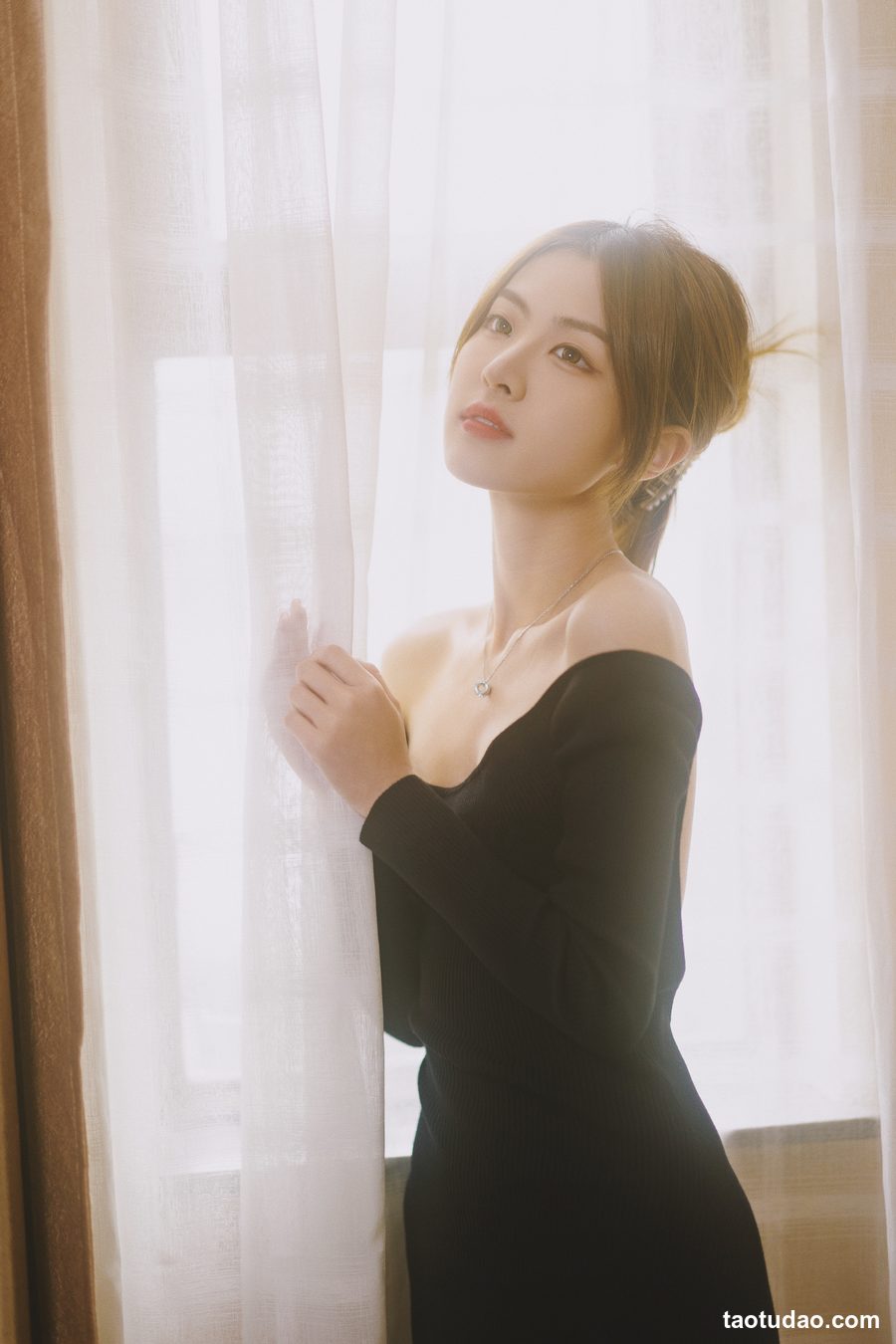 图片[3]-[YITUYU艺图语]2023.04.10 迷 cici[32+1P／142MB]-艺库
