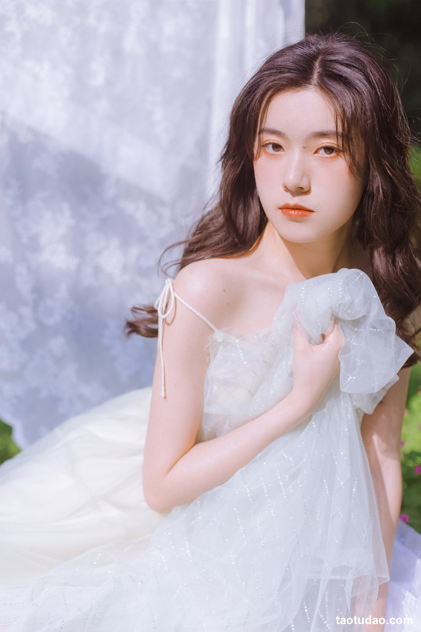 图片[3]-[YITUYU艺图语]2022.07.24 春日野餐 静鏡婧[28+1P／250MB]-艺库