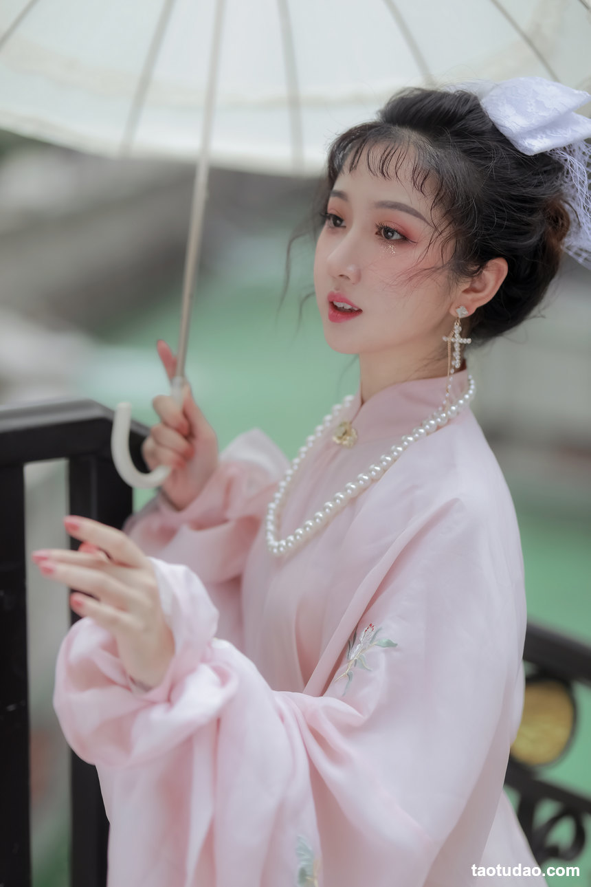 图片[4]-[YITUYU艺图语]2022.06.19 威尼斯 令花羽[22+1P／261MB]-艺库