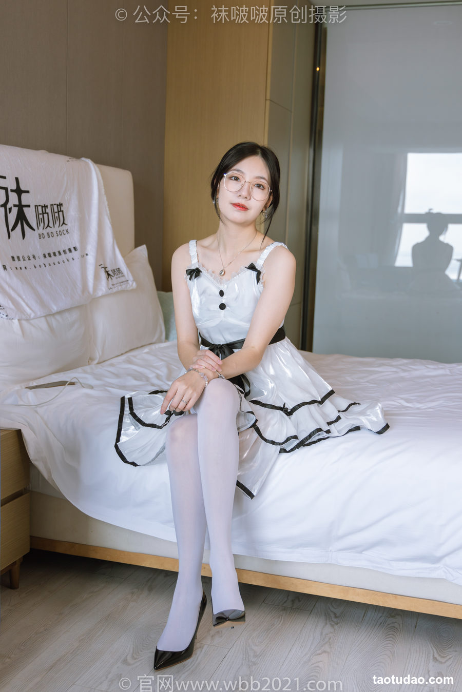 图片[2]-[BoBoSocks袜啵啵]NO.299 小甜豆-两双高跟鞋、厚白丝大腿袜、厚黑丝大腿袜[170P+1V／8.20GB]-艺库