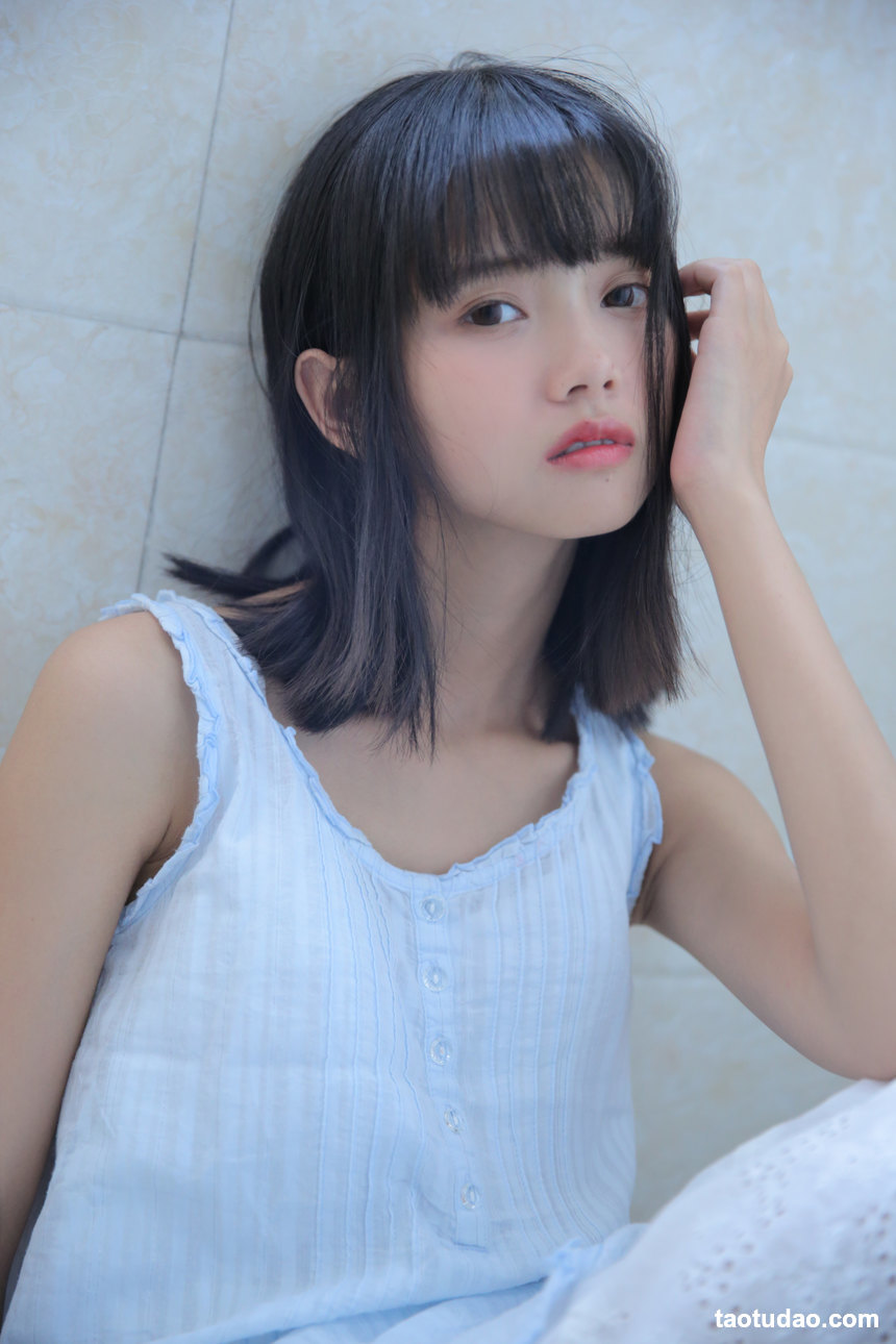 图片[2]-[YITUYU艺图语]2022.06.27 粉草回忆 兔子Zzz不吃胡萝卜[21+1P／154MB]-艺库