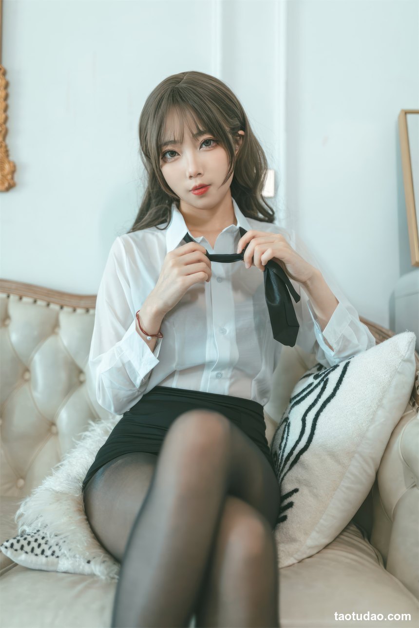 图片[4]-杏仁曲奇 – NO.11 OL额外时间 [61P-315MB]-艺库