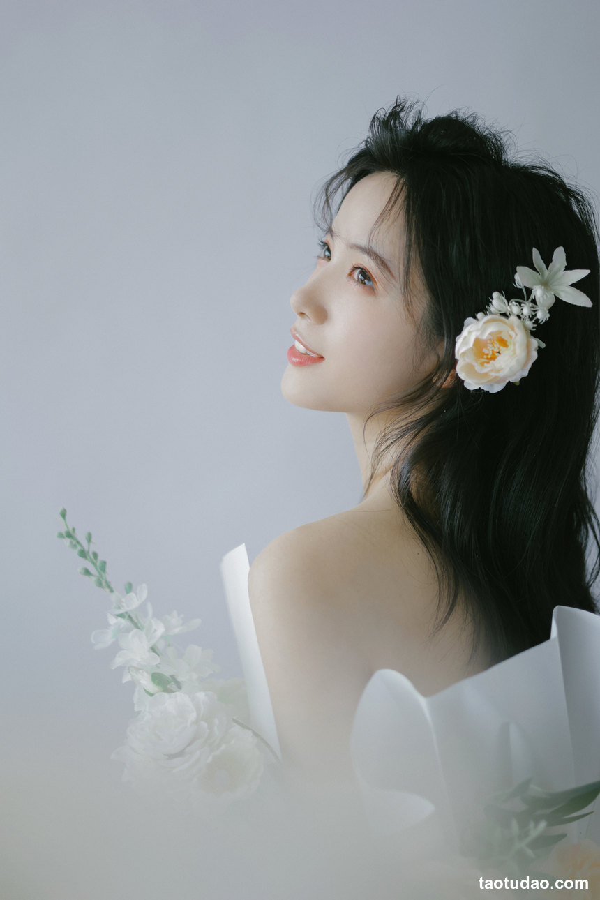 图片[3]-[YITUYU艺图语]2022.07.26 花束女孩 一只阿梦崽[31+1P／256MB]-艺库