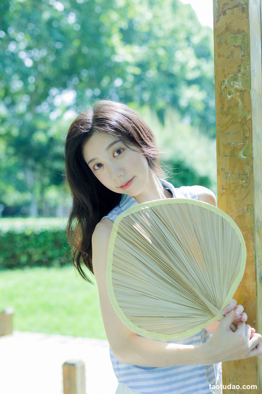 图片[3]-[YITUYU艺图语]2022.09.23 在你的身边 饲猫少女-[35+1P／374MB]-艺库