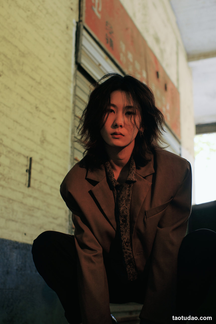图片[2]-[YITUYU艺图语]2022.11.09 时光码头 小金[29+1P／464MB]-艺库