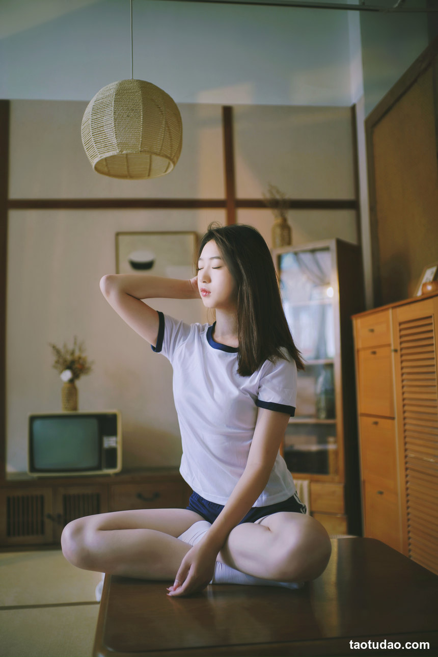 图片[2]-[YITUYU艺图语]2022.12.17 阳光洒满房间的日子 佳怡[29+1P／333MB]-艺库