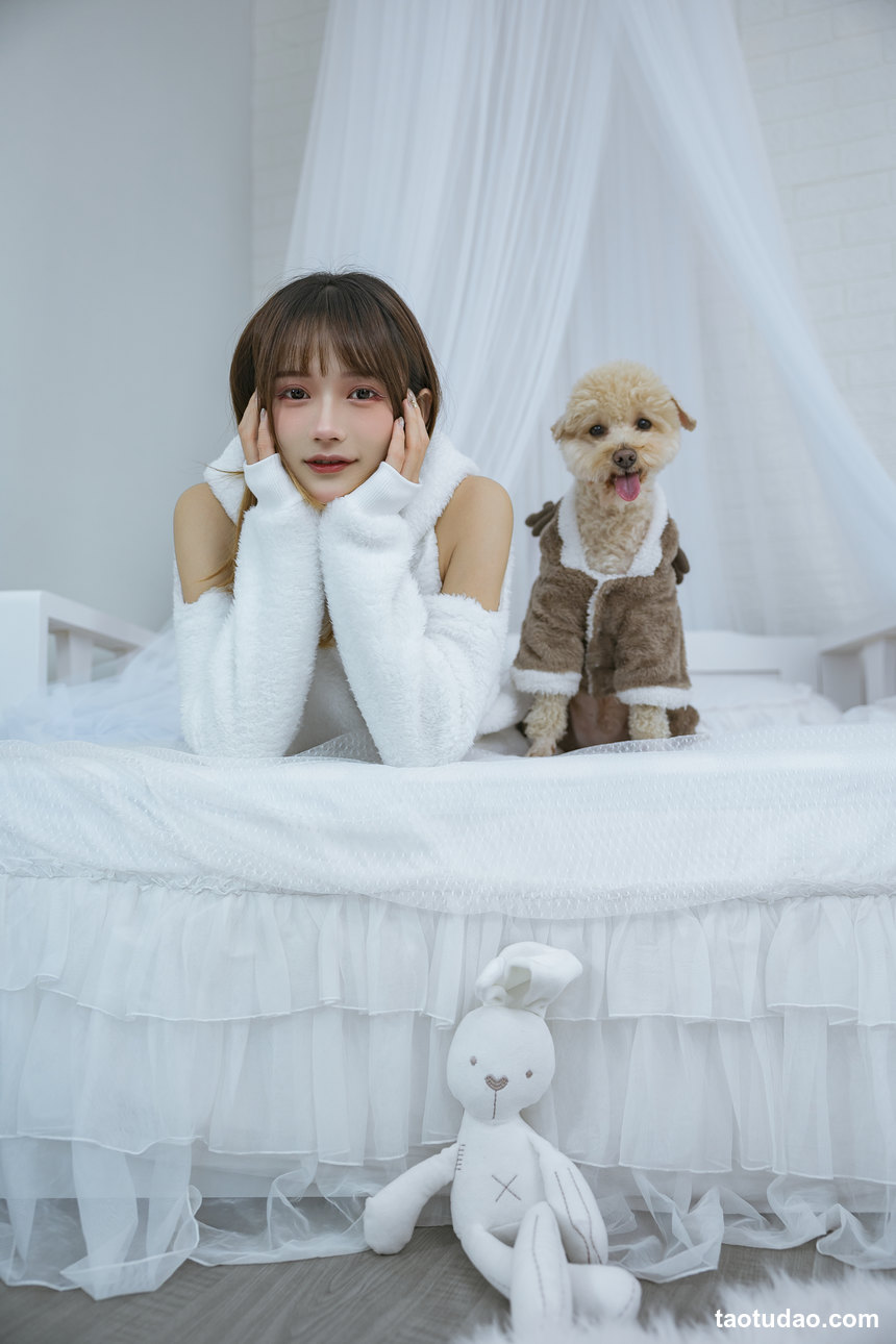 图片[3]-[YITUYU艺图语]2022.12.17 温馨少女与宠物们 兔子Zzz不吃胡萝卜[23+1P／371MB]-艺库