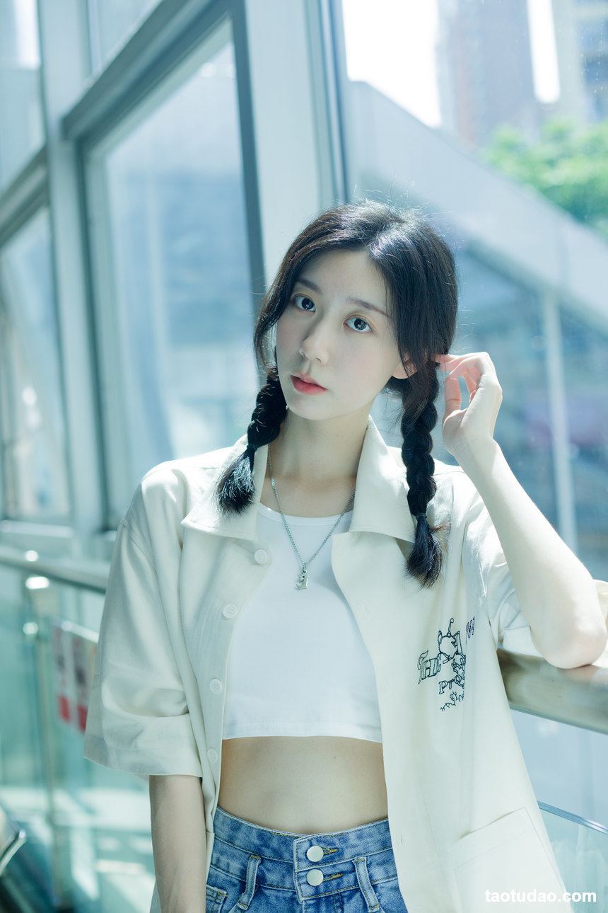 图片[3]-[YITUYU艺图语]2022.08.22 地铁奇遇记 饲猫少女-[38+1P／340MB]-艺库