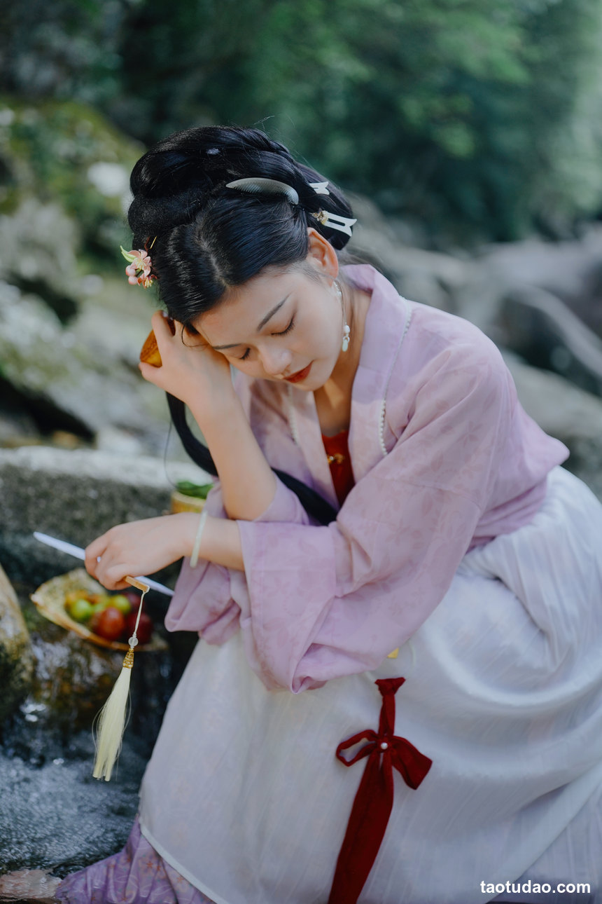 图片[2]-[YITUYU艺图语]2022.10.13 窈窕人家颜似玉 椰子[29+1P／372MB]-艺库