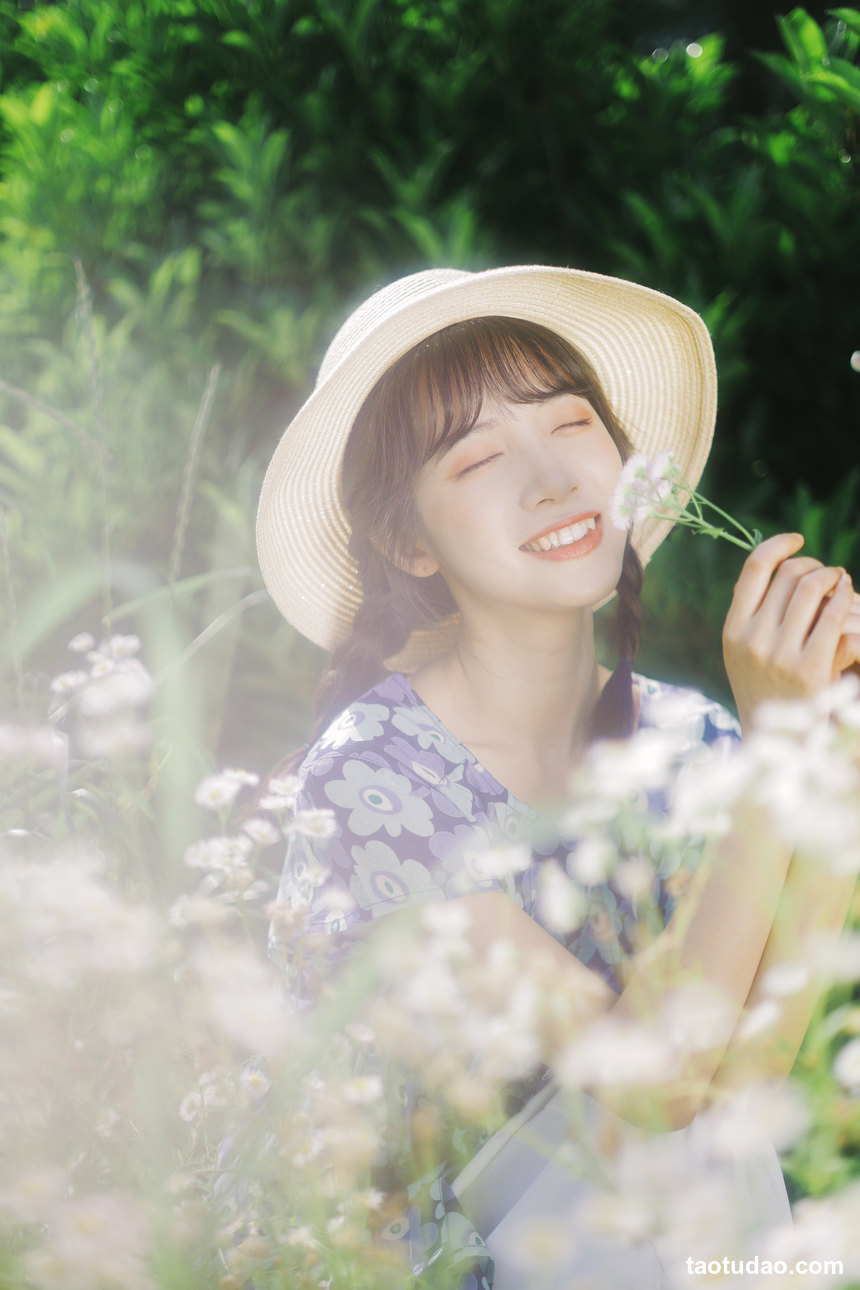 图片[4]-[YITUYU艺图语]2022.07.06 初夏的花海 一只阿梦崽[34+1P／309MB]-艺库