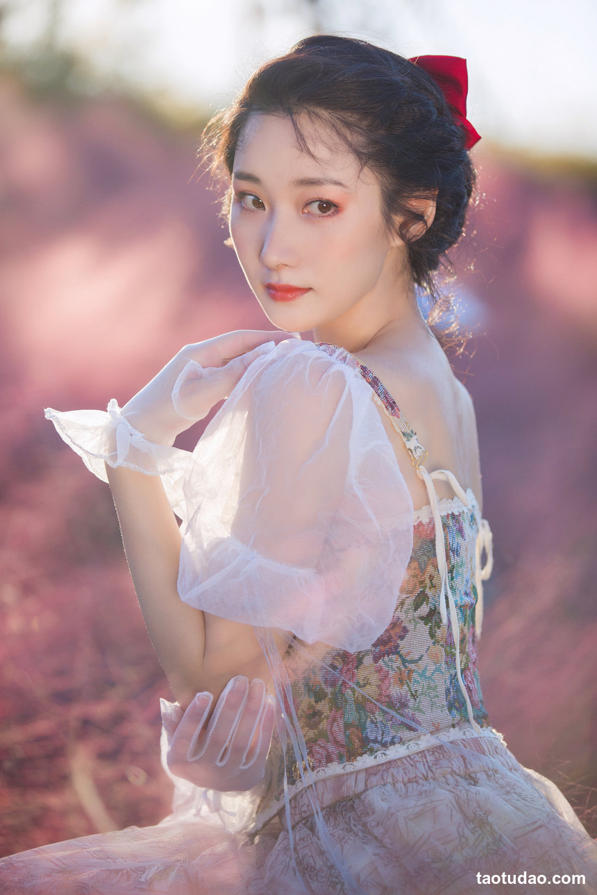 图片[2]-[YITUYU艺图语]2022.05.19 粉黛 木景抒[26+1P／397MB]-艺库