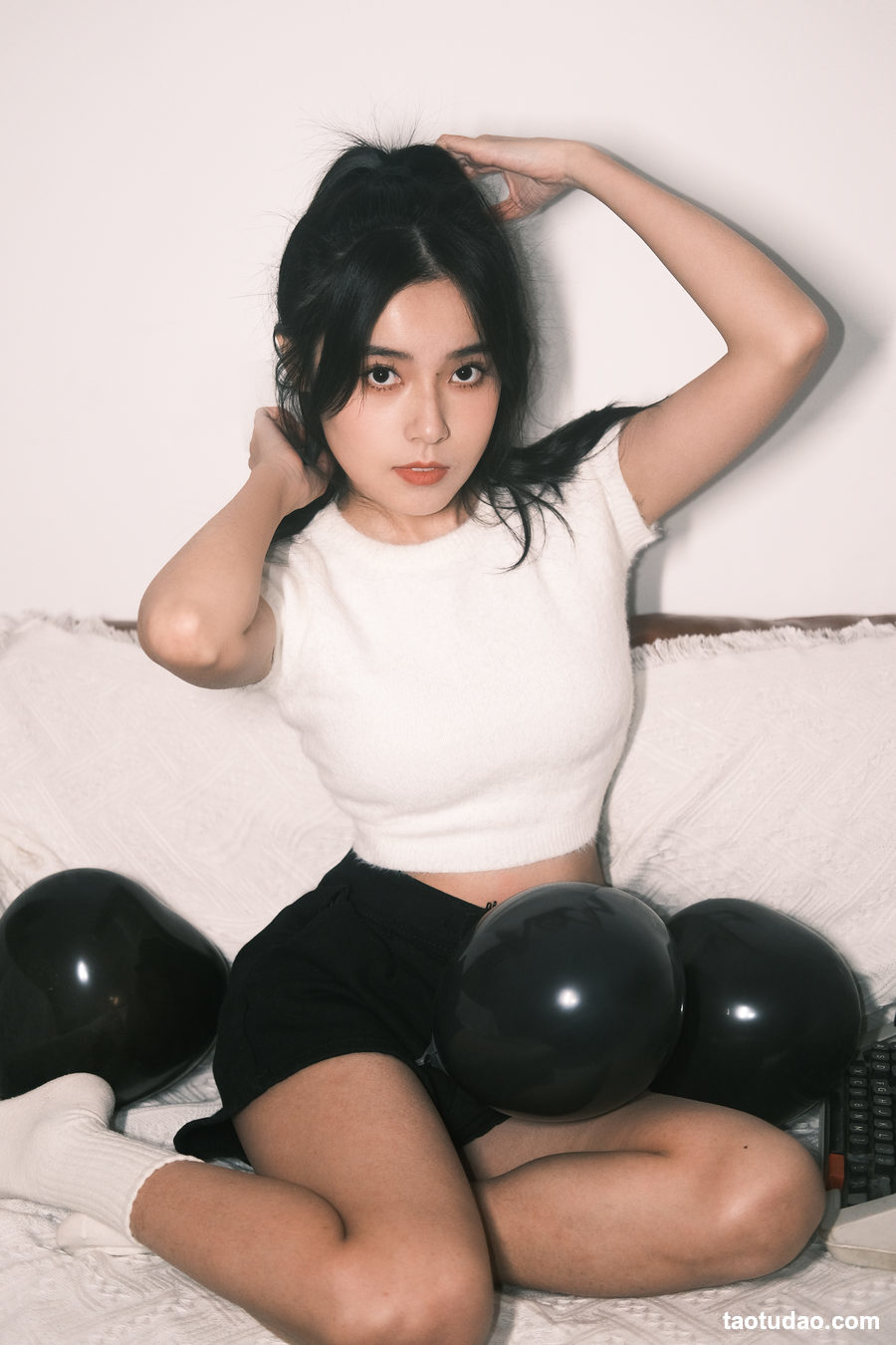 图片[4]-[YITUYU艺图语]2023.04.01 sour candy 靜鏡婧[28+1P／368MB]-艺库