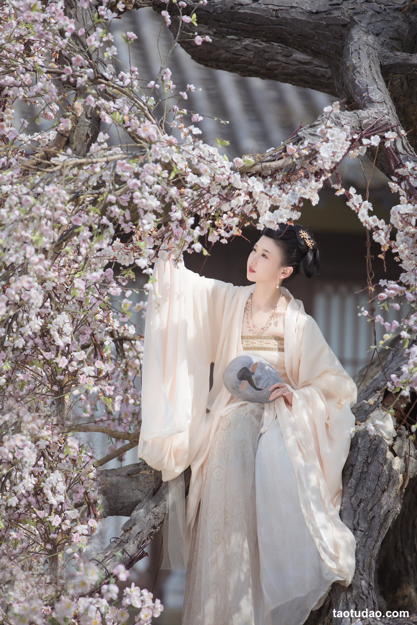 图片[2]-[YITUYU艺图语]2022.07.23 夜宴·青女 酸辣湯兒[37+1P／534MB]-艺库