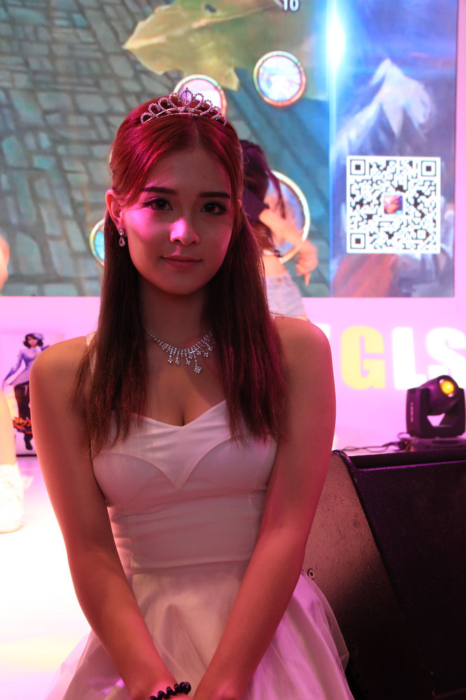 2014 ChinaJoy  Showgirl高清写真合集 NO.002 / 60P/312M / 美图集锦-艺库