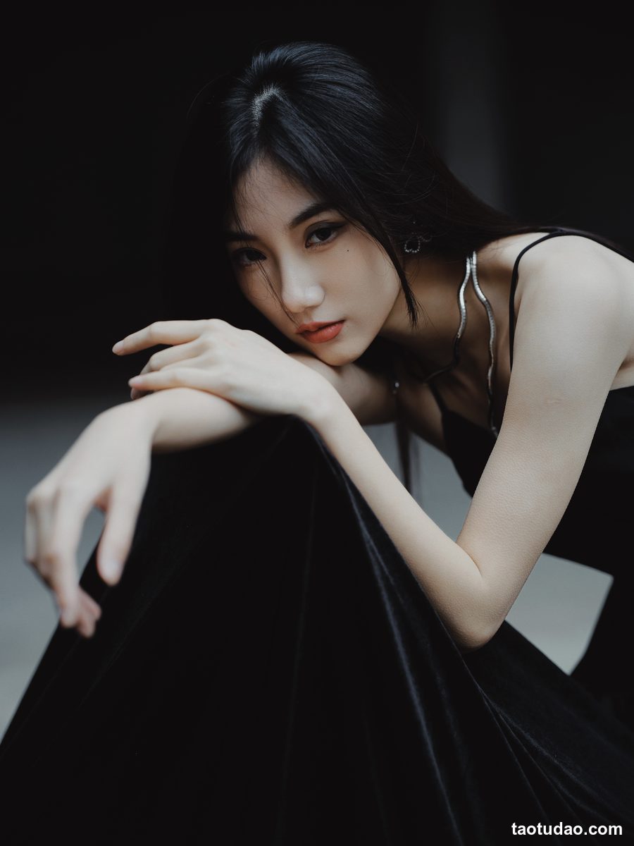 图片[3]-[YITUYU艺图语]2023.02.27 夜路 小鹿桃i[21+1P／378MB]-艺库