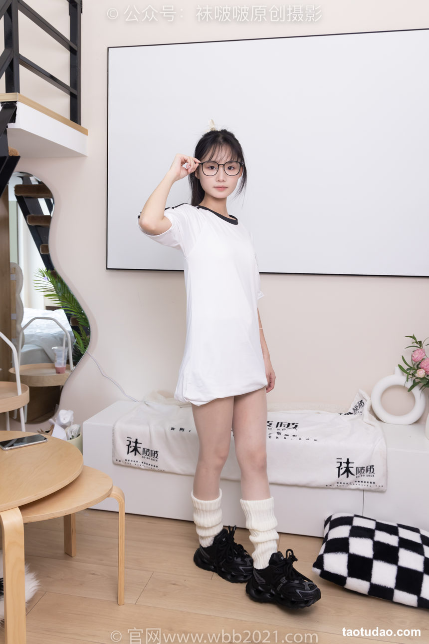 图片[4]-[BoBoSocks袜啵啵]NO.376 甜甜圈-运动鞋、堆堆袜套、白丝[150P+1V／5.54GB]-艺库
