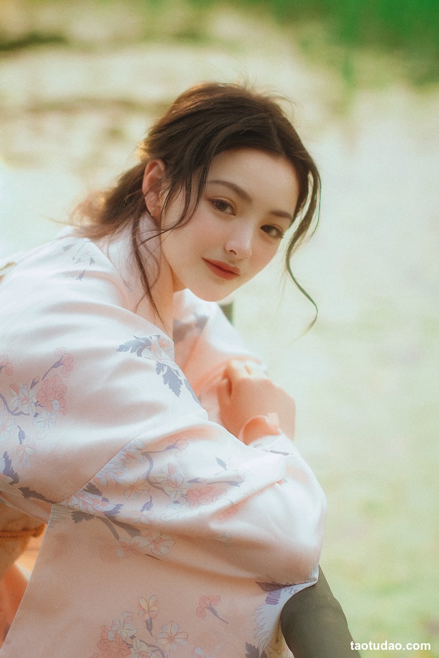 图片[2]-[YITUYU艺图语]2022.12.16 春日的炽热与温柔 雨三岁ya[37+1P／266MB]-艺库