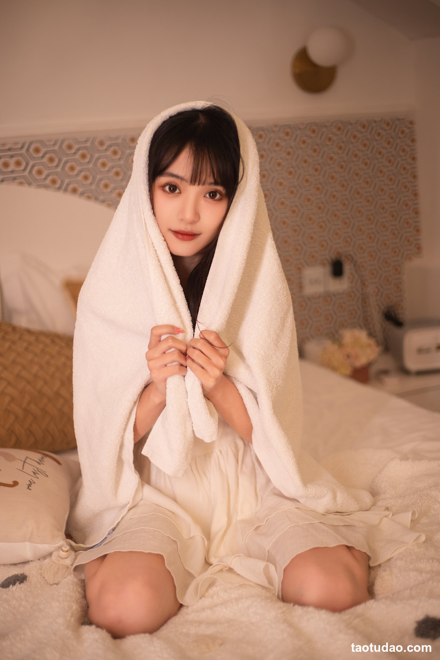 图片[2]-[YITUYU艺图语]2022.12.31 居家少女 酱酱[25+1P／1.04GB]-艺库
