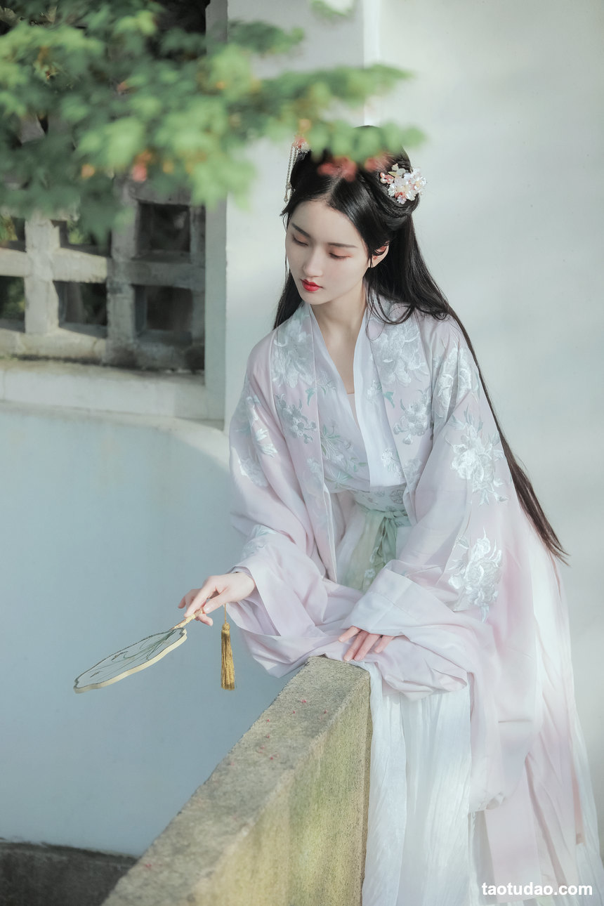 图片[2]-[YITUYU艺图语]2022.03.08 春如旧 琦琦[21+1P／586MB]-艺库