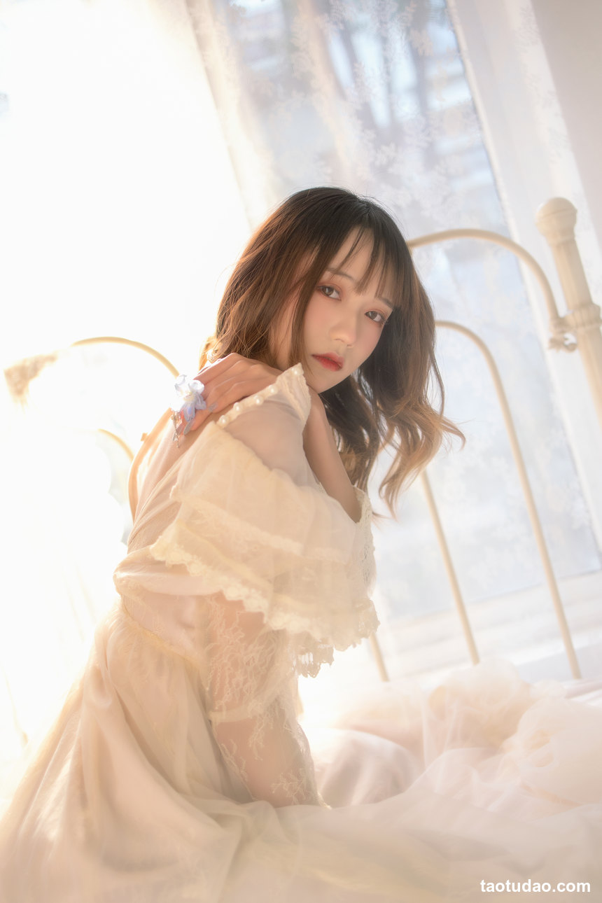 图片[3]-[YITUYU艺图语]2022.05.21 蓝风铃 兔子Zzz不吃胡萝卜[27+1P／246MB]-艺库