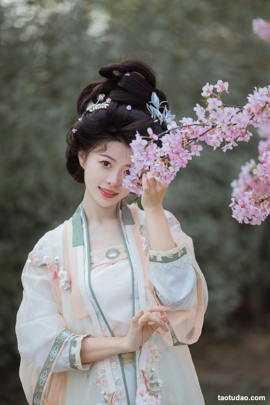 图片[2]-[YITUYU艺图语]2023.03.23 樱落雨 姚姚[28+1P／555MB]-艺库