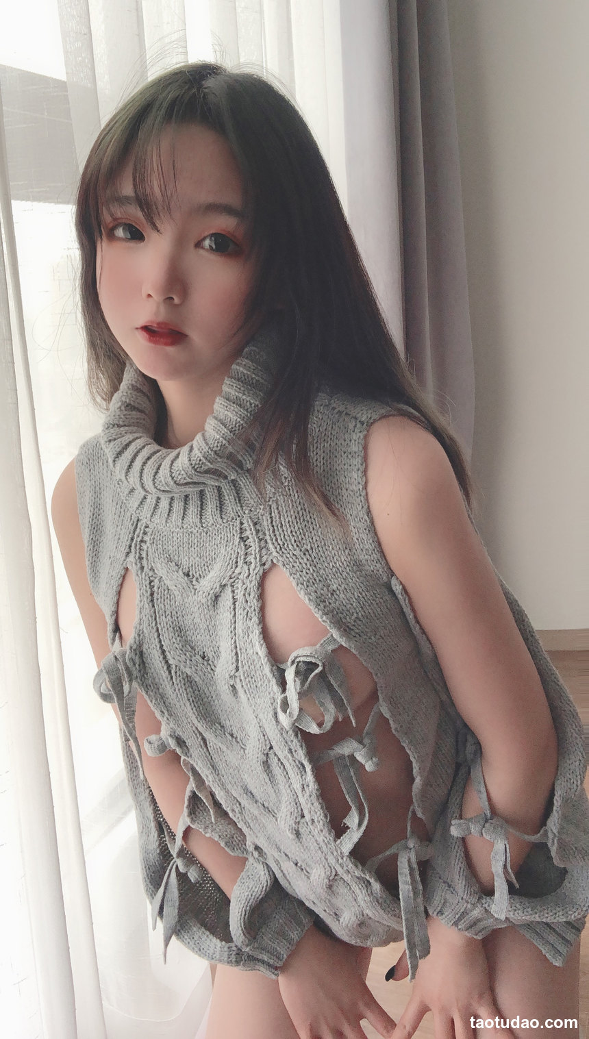 图片[4]-萌妹是青水 – 露背毛衣[14P-37MB]-艺库