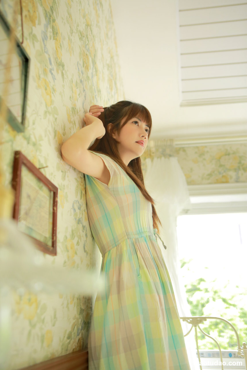 图片[2]-[YITUYU艺图语]2023.01.02 晴日共剪窗 嘉妮[21+1P／166MB]-艺库