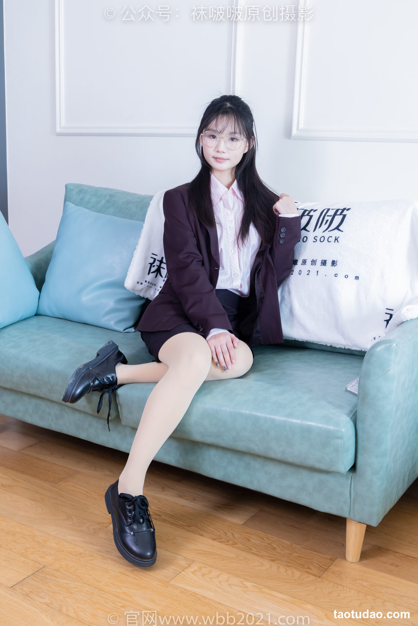 图片[4]-[BoBoSocks袜啵啵]NO.362 甜甜圈-两双皮鞋、厚肉丝、厚黑丝、ol制服[230P+1V／7.96MB]-艺库