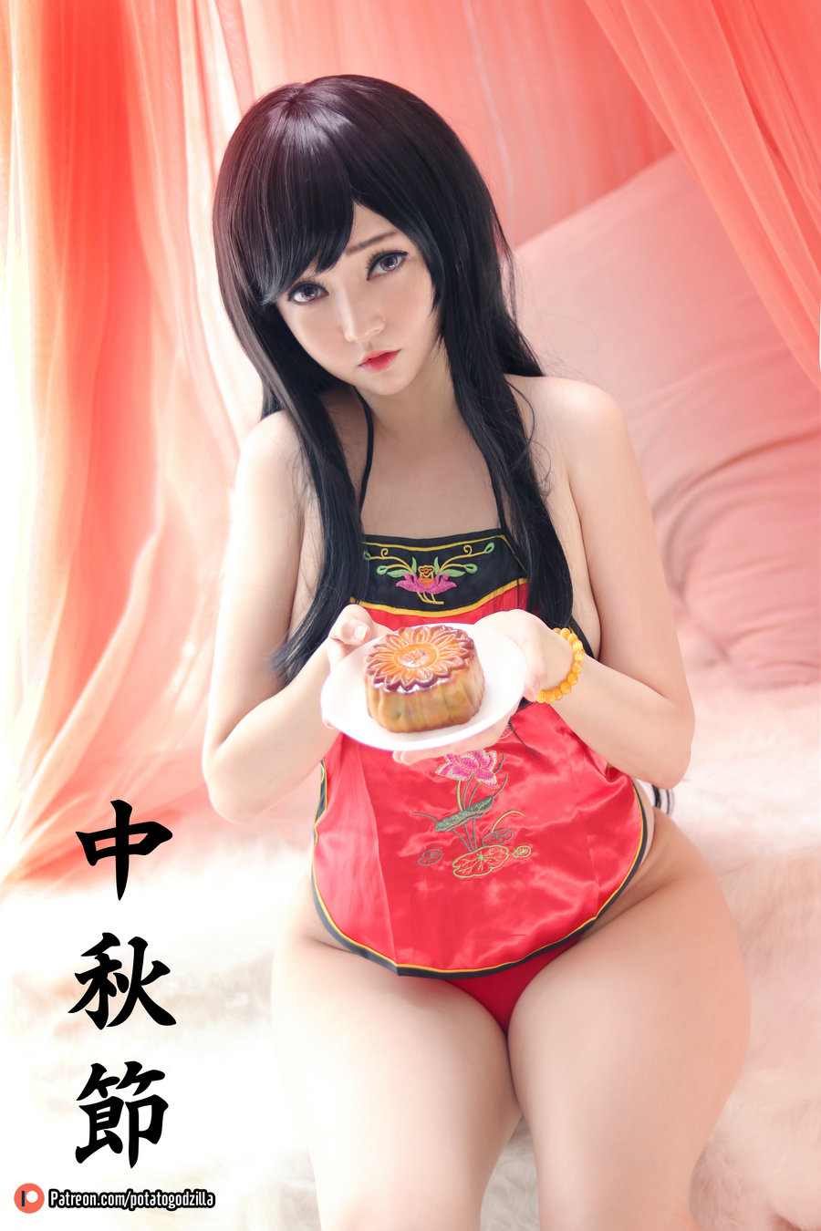 Coser小姐姐Potato Godzilla - Happy Mid Autumn 2019 / 22P-174MB / cos萌妹-绅士图