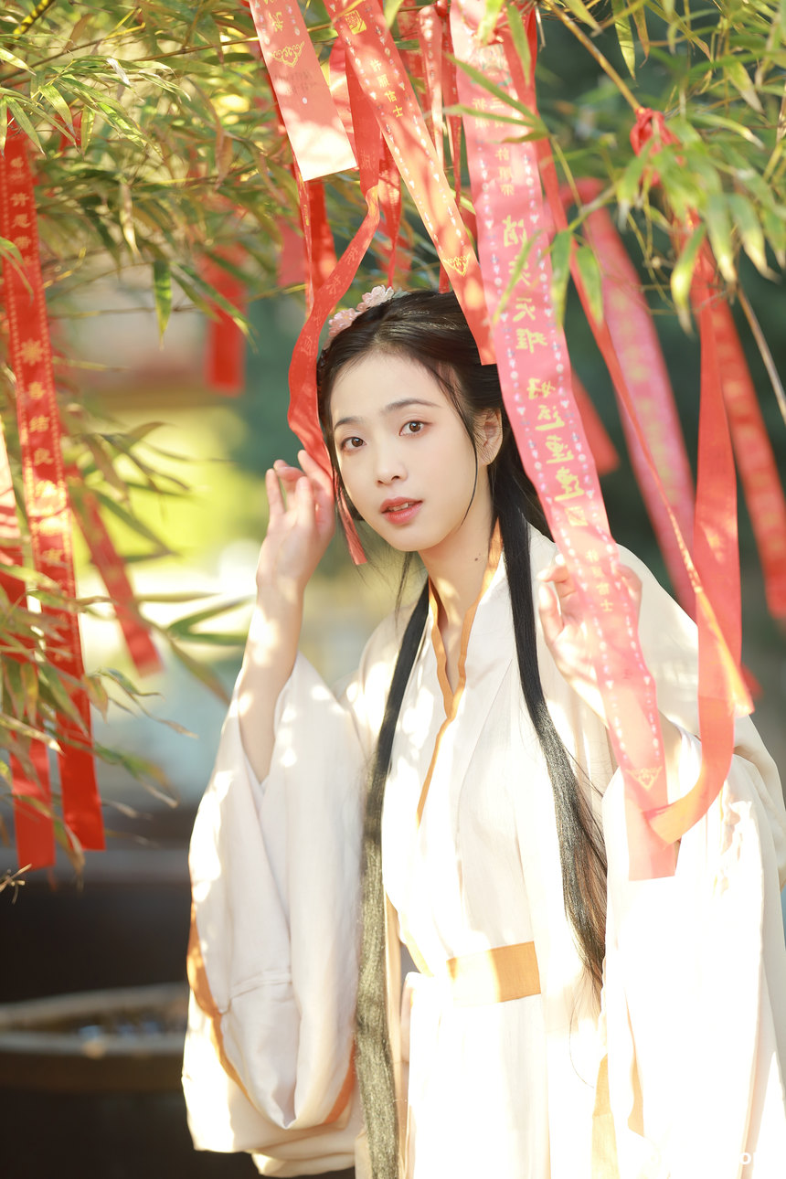图片[4]-[YITUYU艺图语]2022.09.28 愿得一人心 汪国真潘潘[20+1P／164MB]-艺库